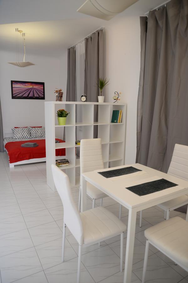 Fox Center Rooms Warszawa Eksteriør bilde